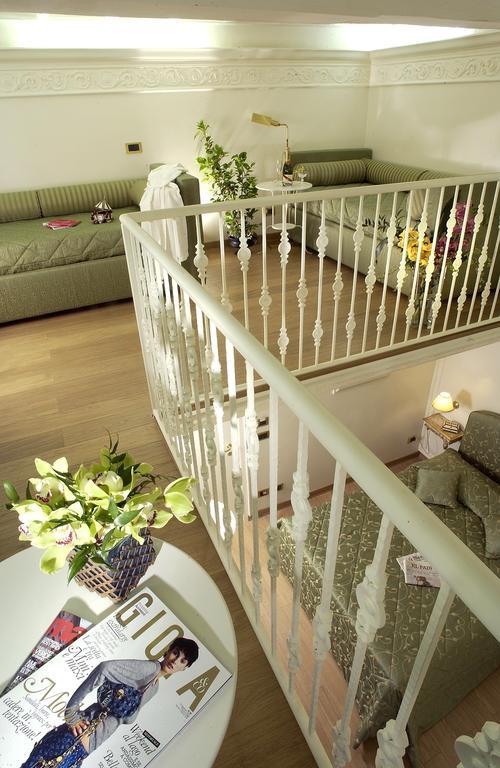 Affittacamere Suites Rome 4*